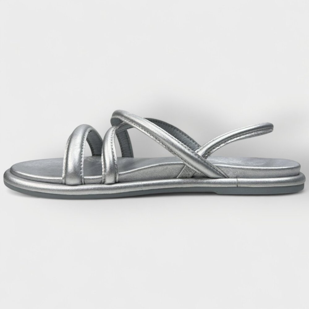 OluKai Tiare Strappy Women’s Sandals Silver Leather Size 6B Medium 20515-2K2K - Picture 3 of 9
